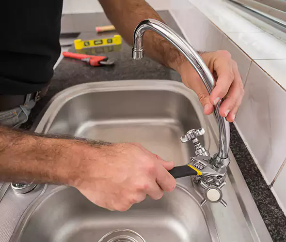 Local Experts for Faucet Repair in Melville, NY:Schedule Affordable Faucet Repair Services with Us