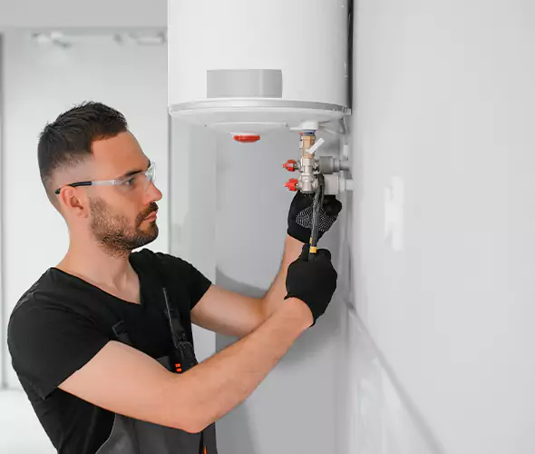 Expert Plumber for Water Heater Expansion Tank Installation in Melville, NY